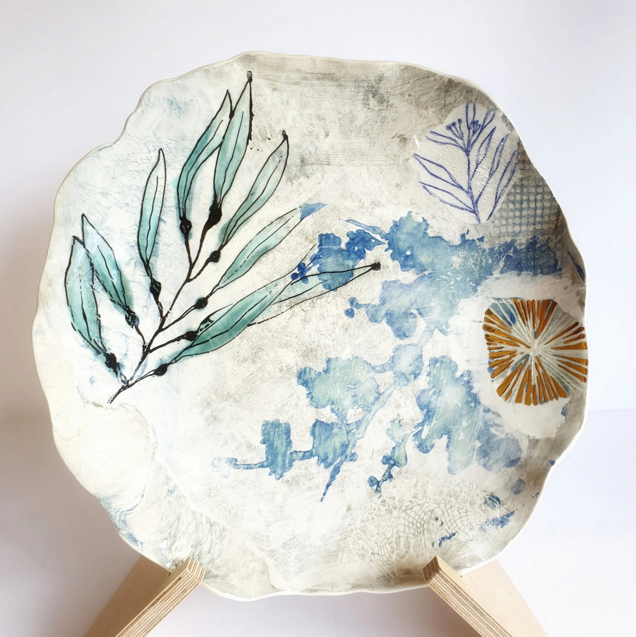 monday morning eye candy: Nada Spencer | Musing About Mud